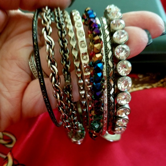 9 bangles with gift box - Picture 3 of 3